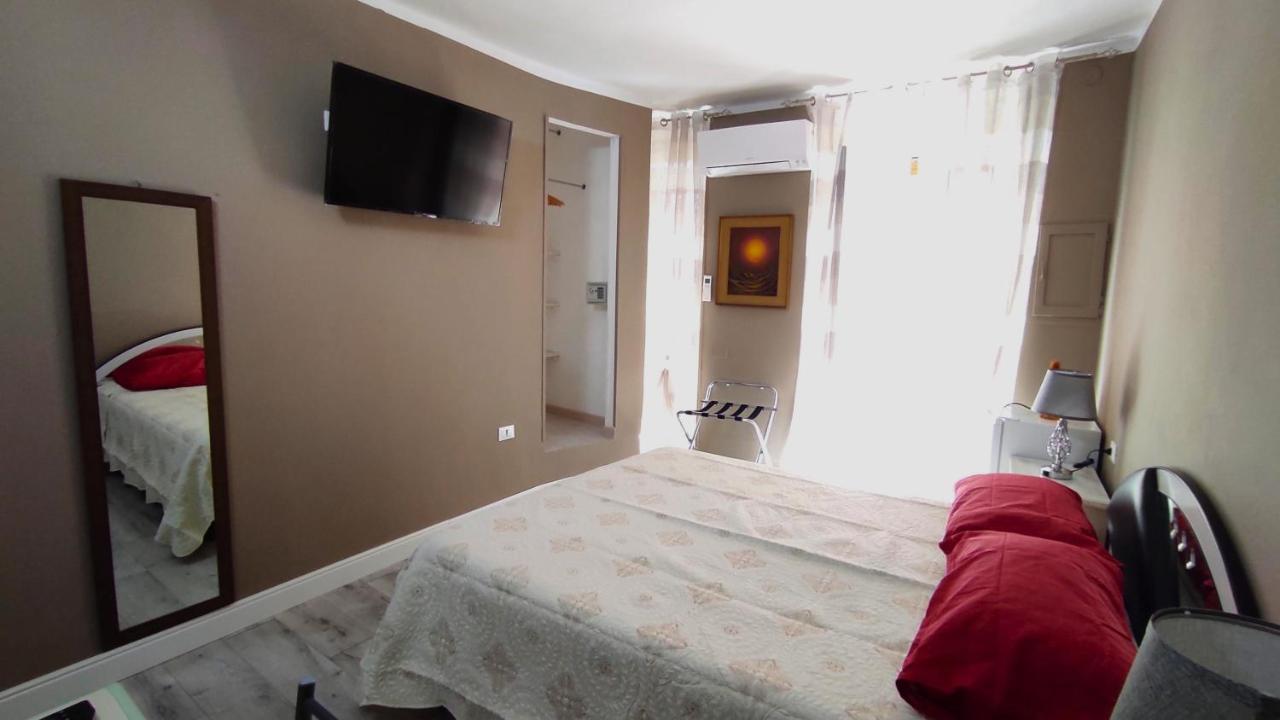 Yaki Domo Bed & Breakfast Cagliari Eksteriør bilde